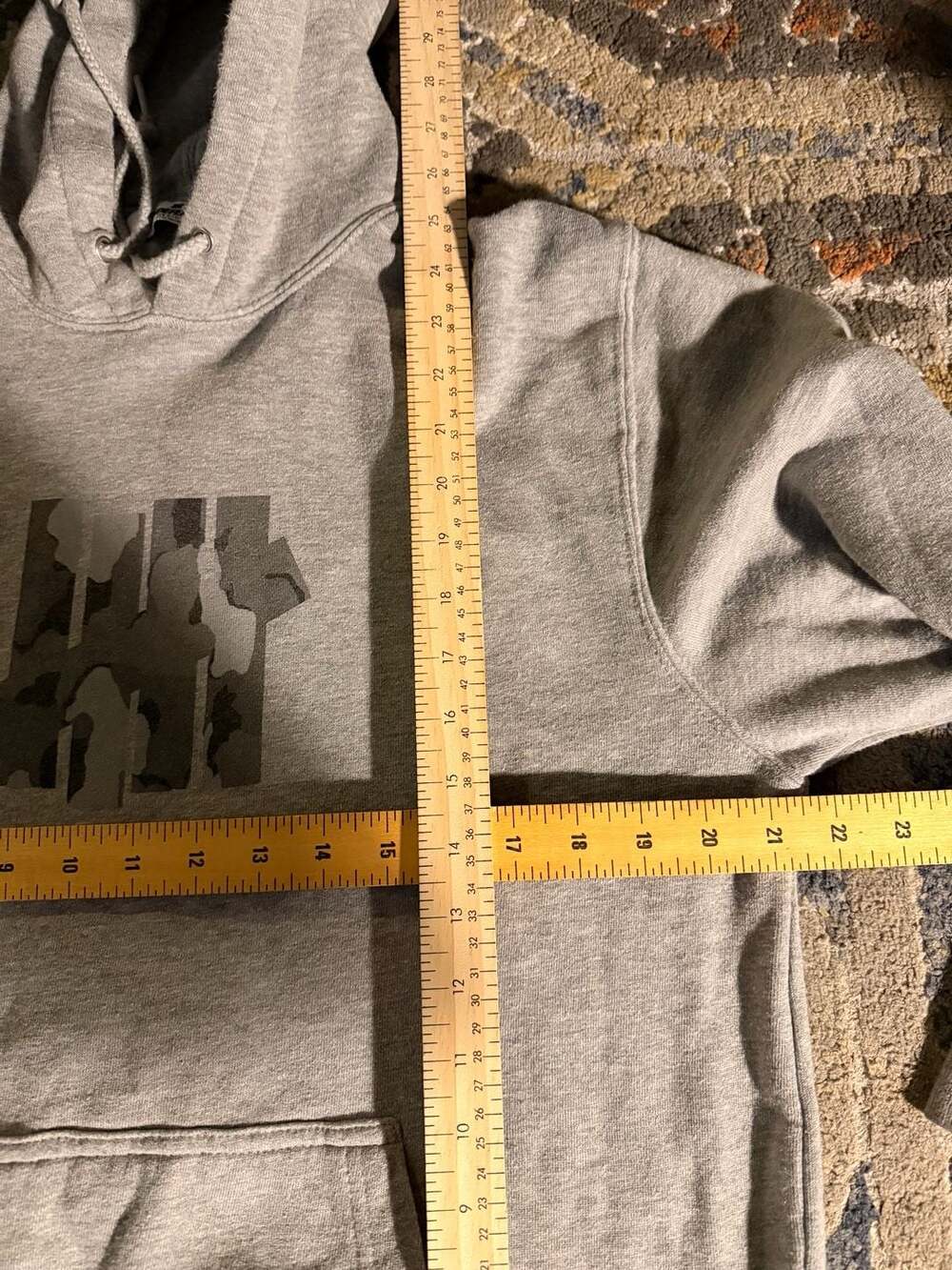 Undefeated Grey Pullover Hoodie with Camo Five Strike Logo size medium - Picture 4 of 4
